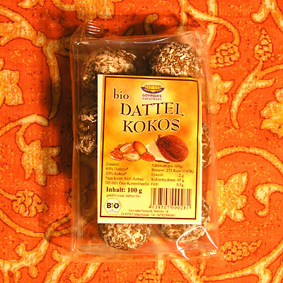 Datteln-Kokosbällchen